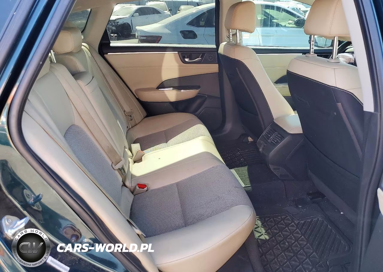2018 Honda Clarity VIN:JHMZC5F11JC012944 - 10