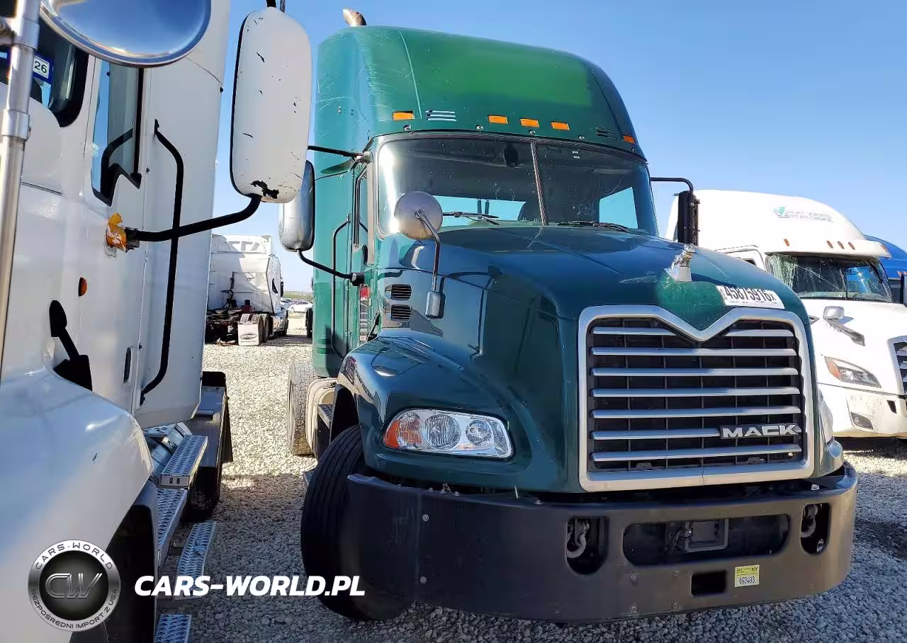 2018 Mack Cxu612 Semi Truck