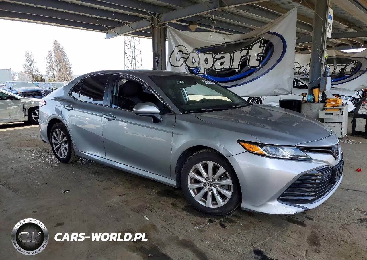 2020 Toyota Camry Le VIN:4T1C11AK8LU874783 - 4