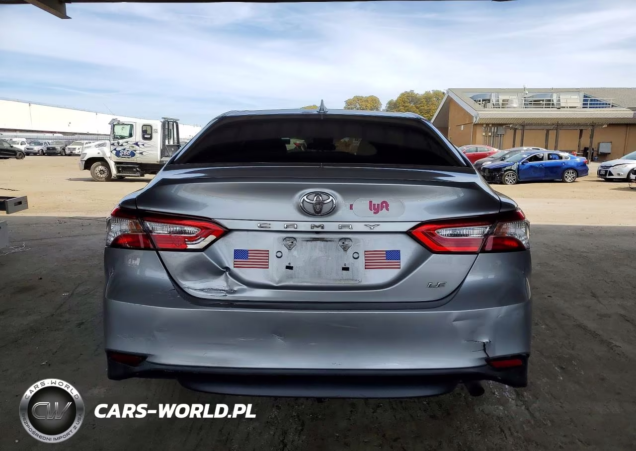 2020 Toyota Camry Le VIN:4T1C11AK8LU874783 - 6
