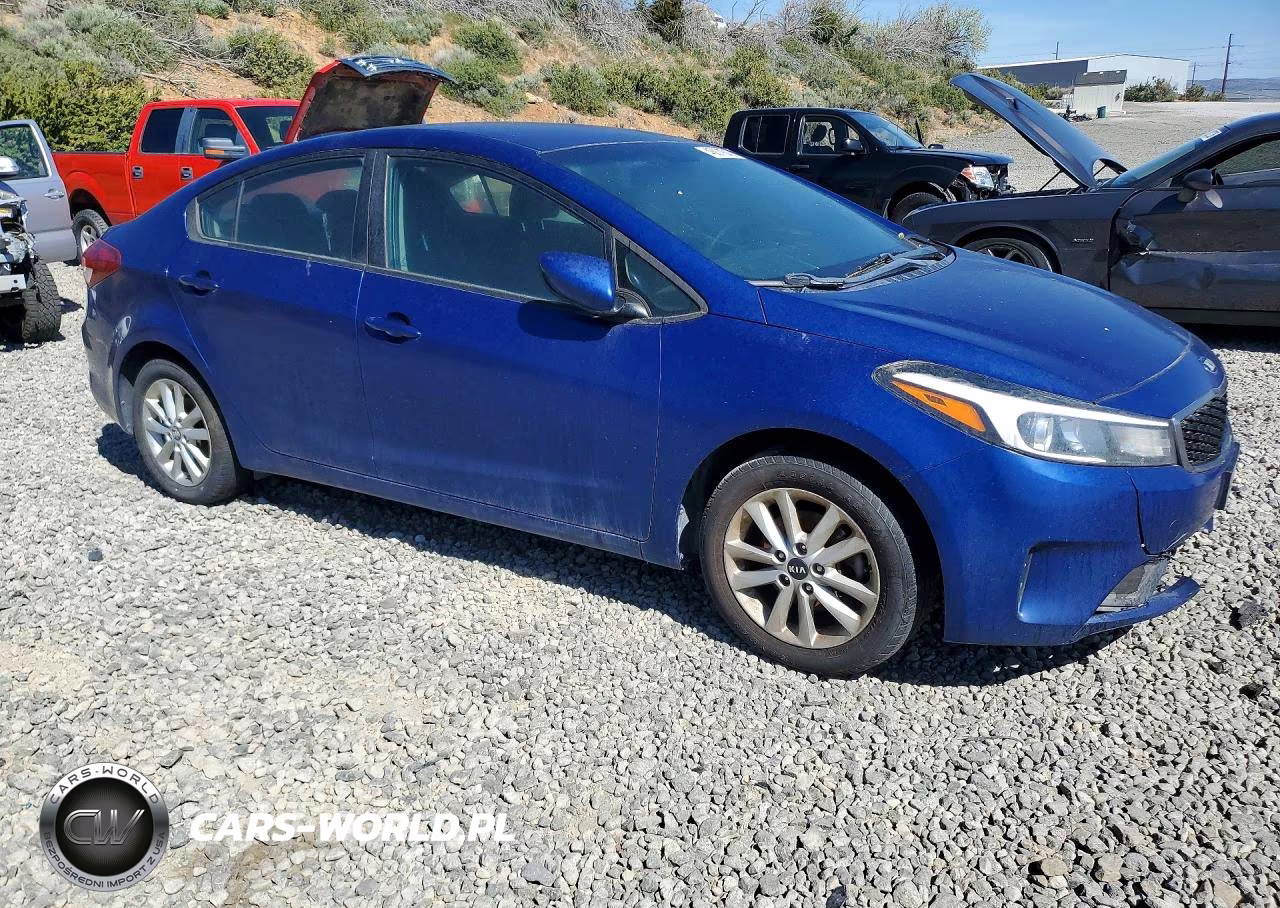 2017 Kia Forte Lx VIN:3KPFL4A76HE017456 - 4