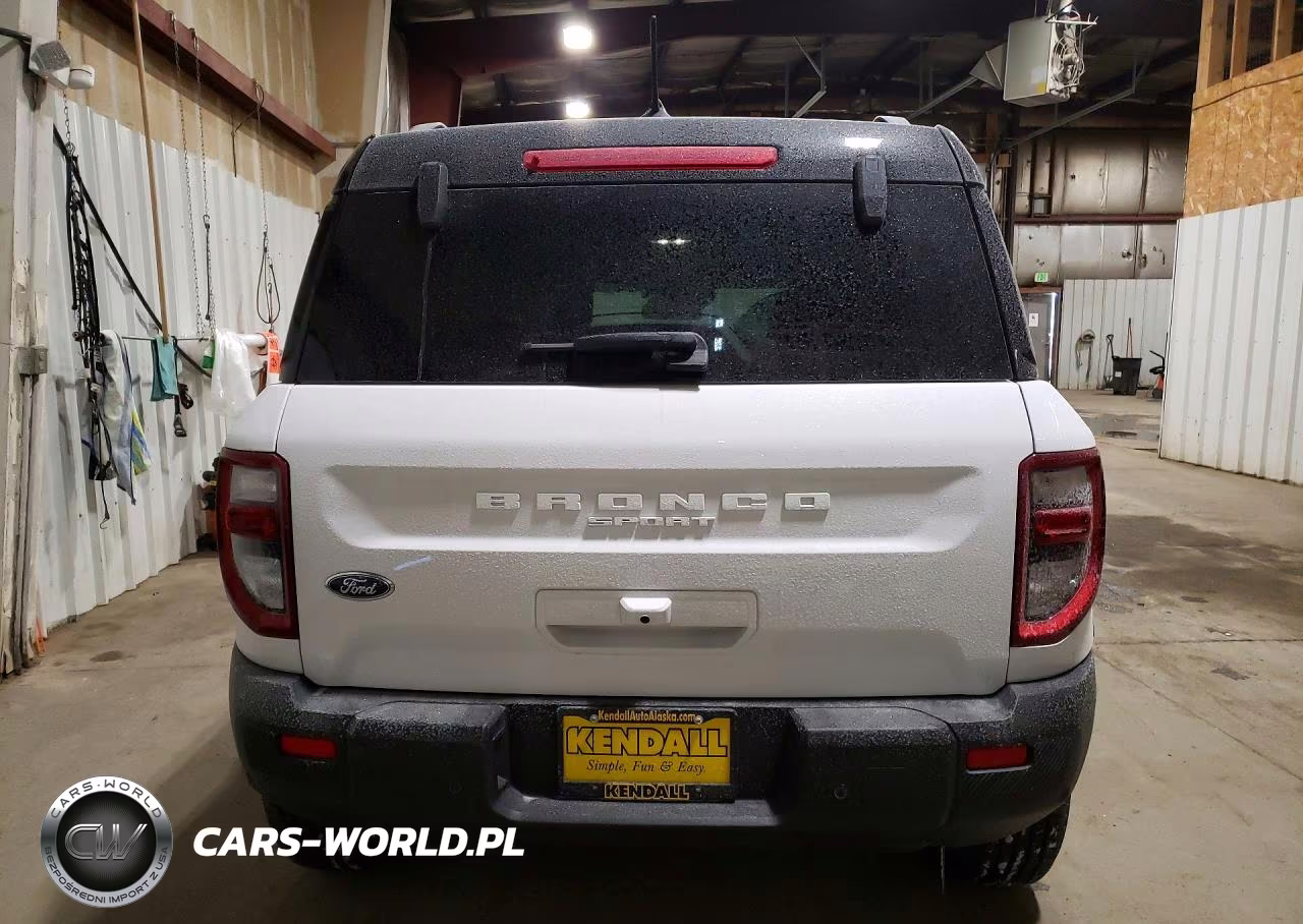 2025 Ford Bronco Sport Outer Banks VIN:3FMCR9CNXSRF69712 - 6