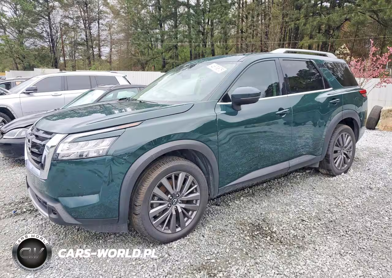 2023 Nissan Pathfinder Sl
