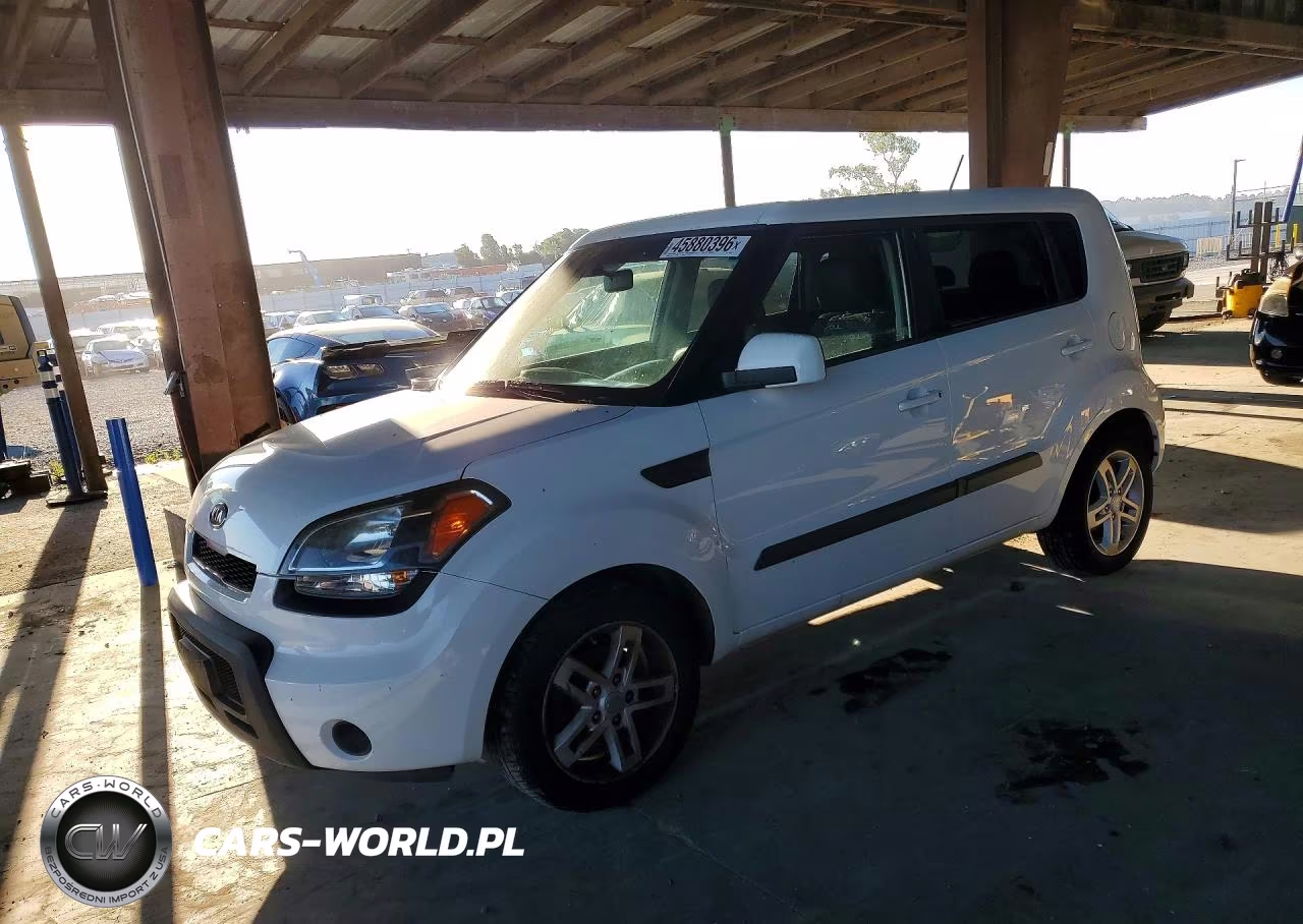 2011 Kia Soul +