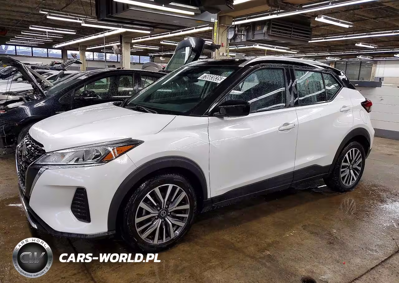 2021 Nissan Kicks Sv