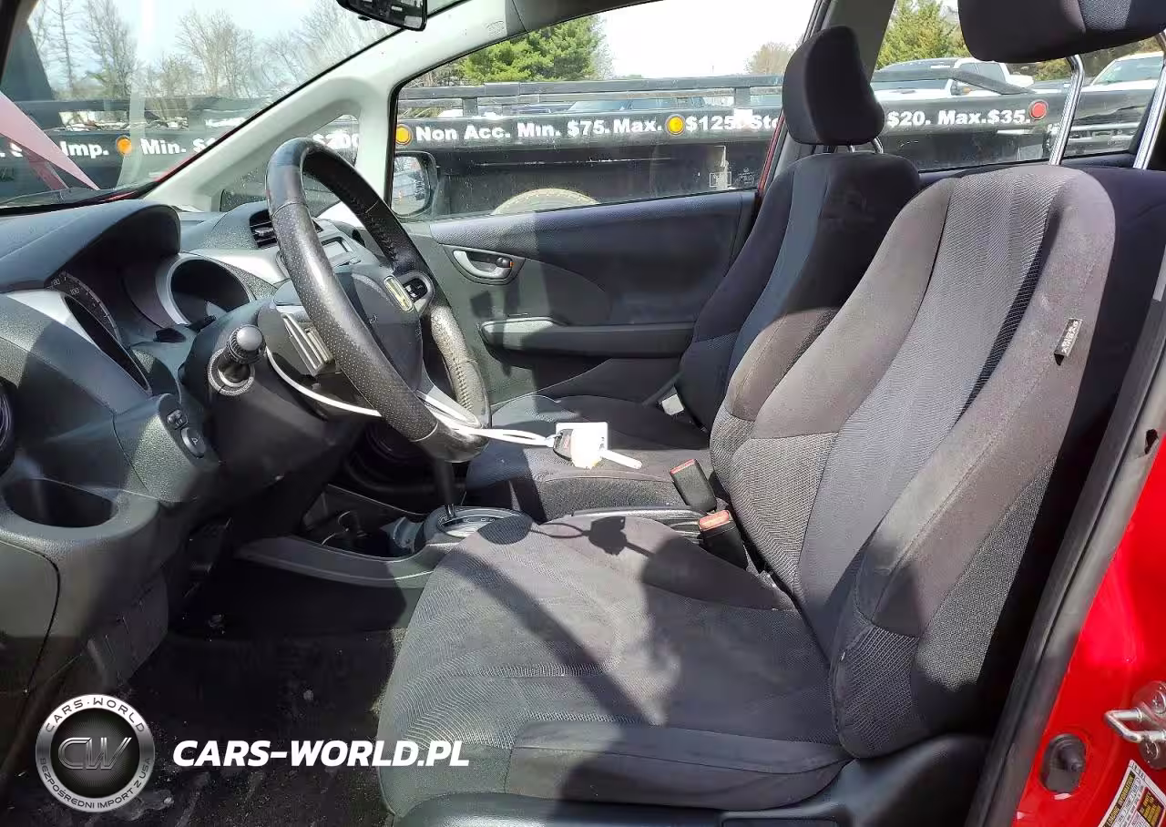 2010 Honda Fit Sport VIN:JHMGE8H4XAC040106 - 7