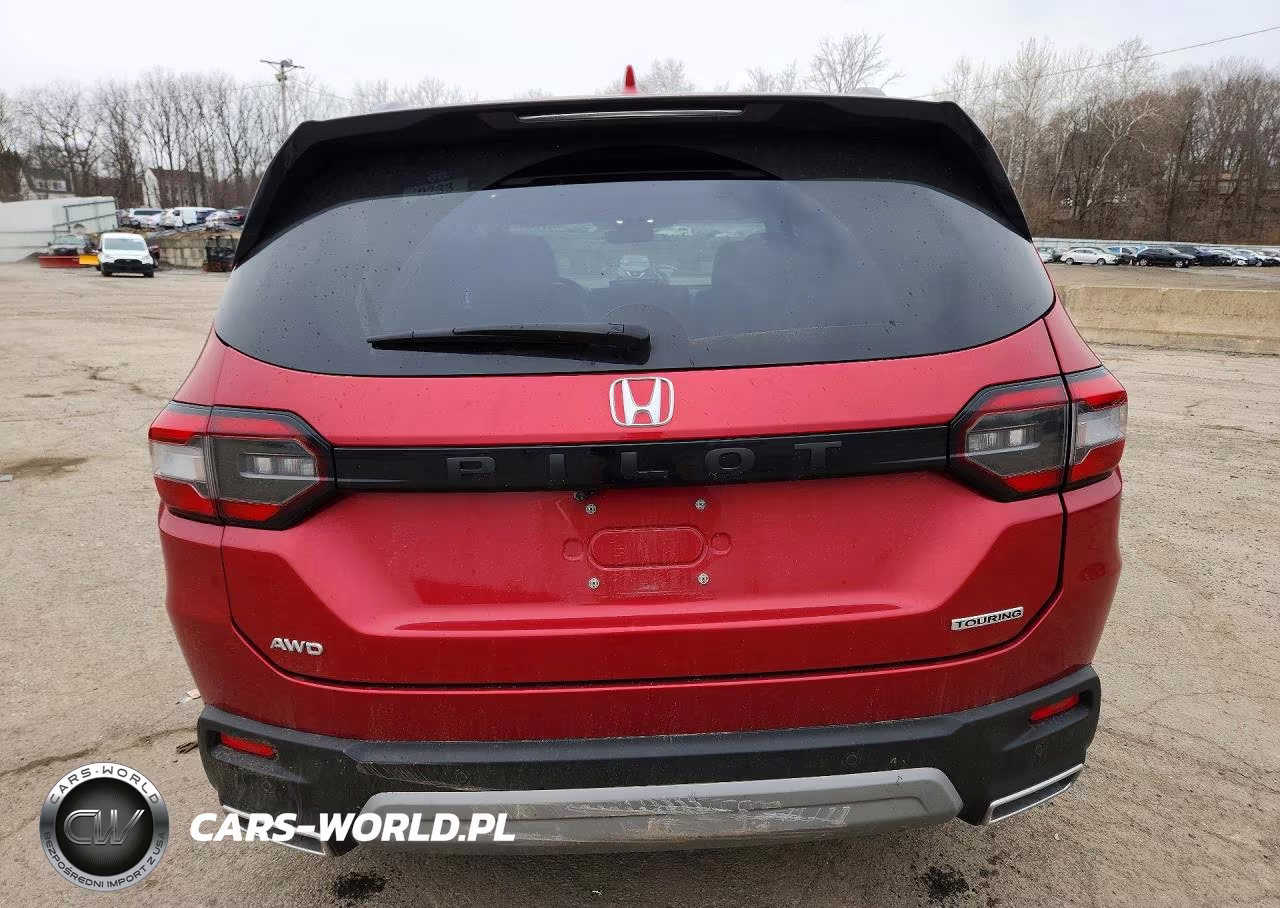 2023 Honda Pilot Touring VIN:5FNYG1H72PB056152 - 6
