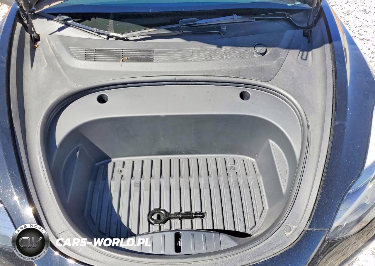 2023 Tesla Model 3 VIN:5YJ3E1EC8PF518179 - 11