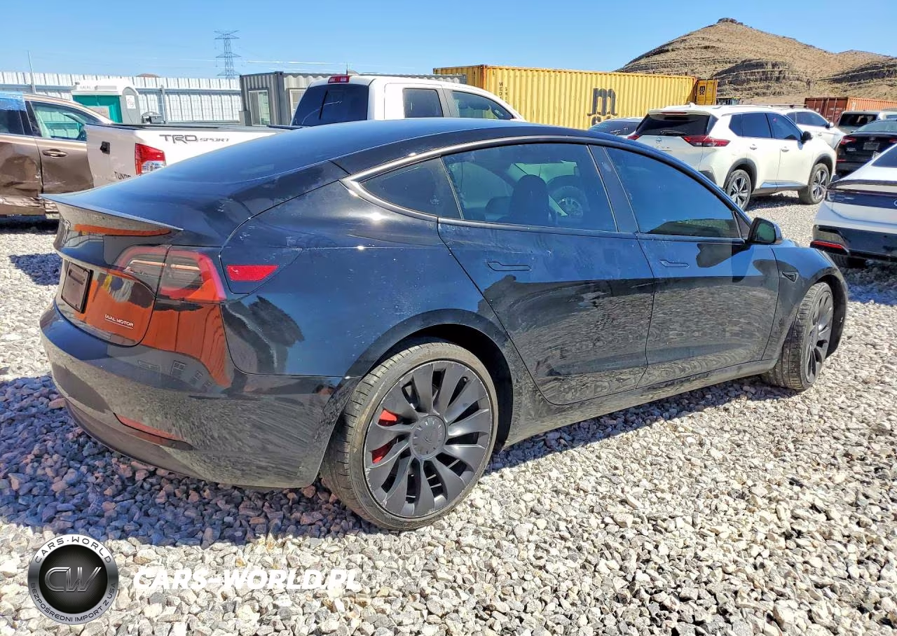 2023 Tesla Model 3 VIN:5YJ3E1EC8PF518179 - 3