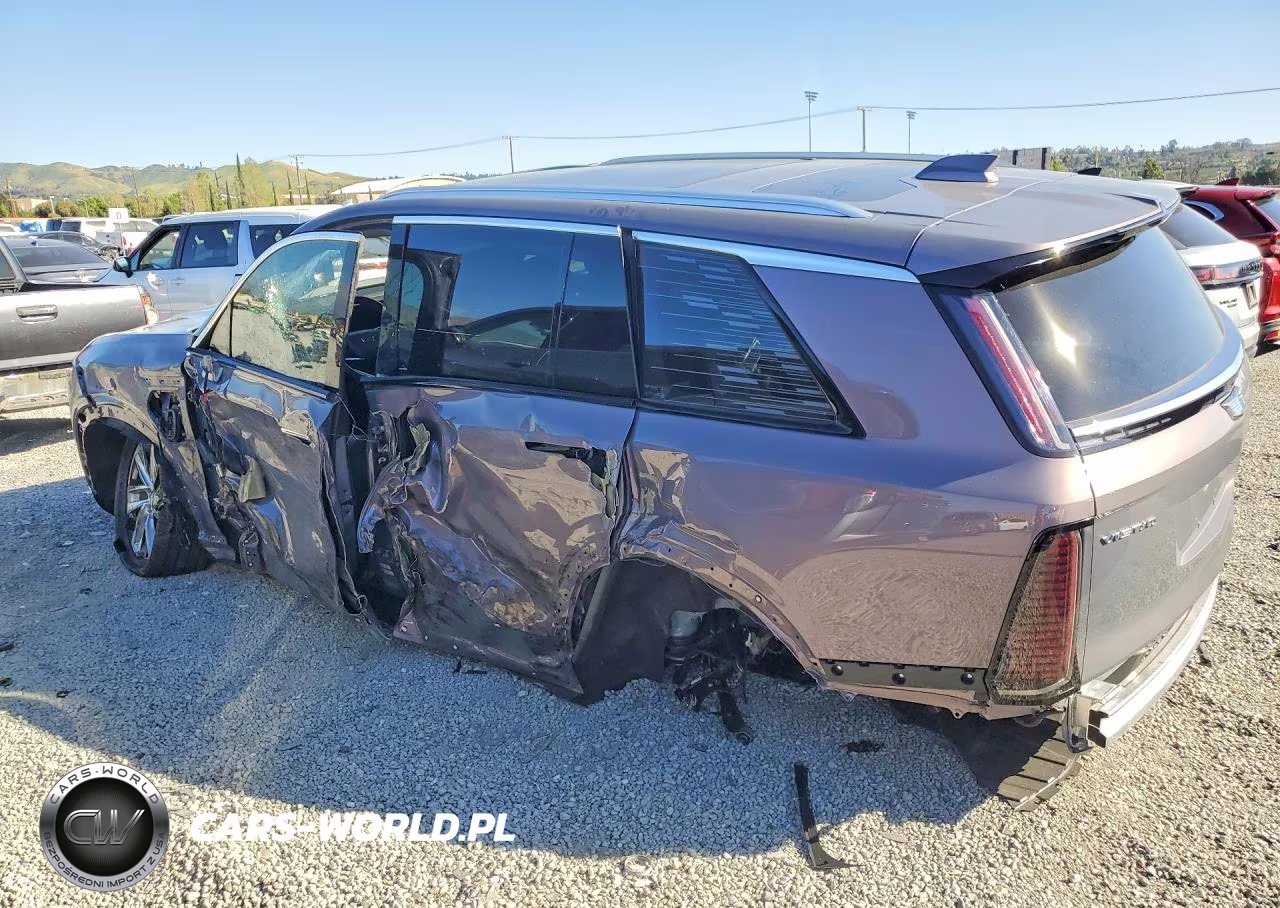 2026 Cadillac Vistiq Luxury VIN:1GYC3KML8TZ703943 - 2