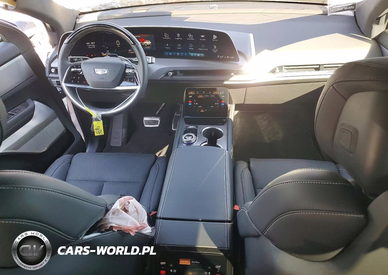 2026 Cadillac Vistiq Luxury VIN:1GYC3KML8TZ703943 - 8