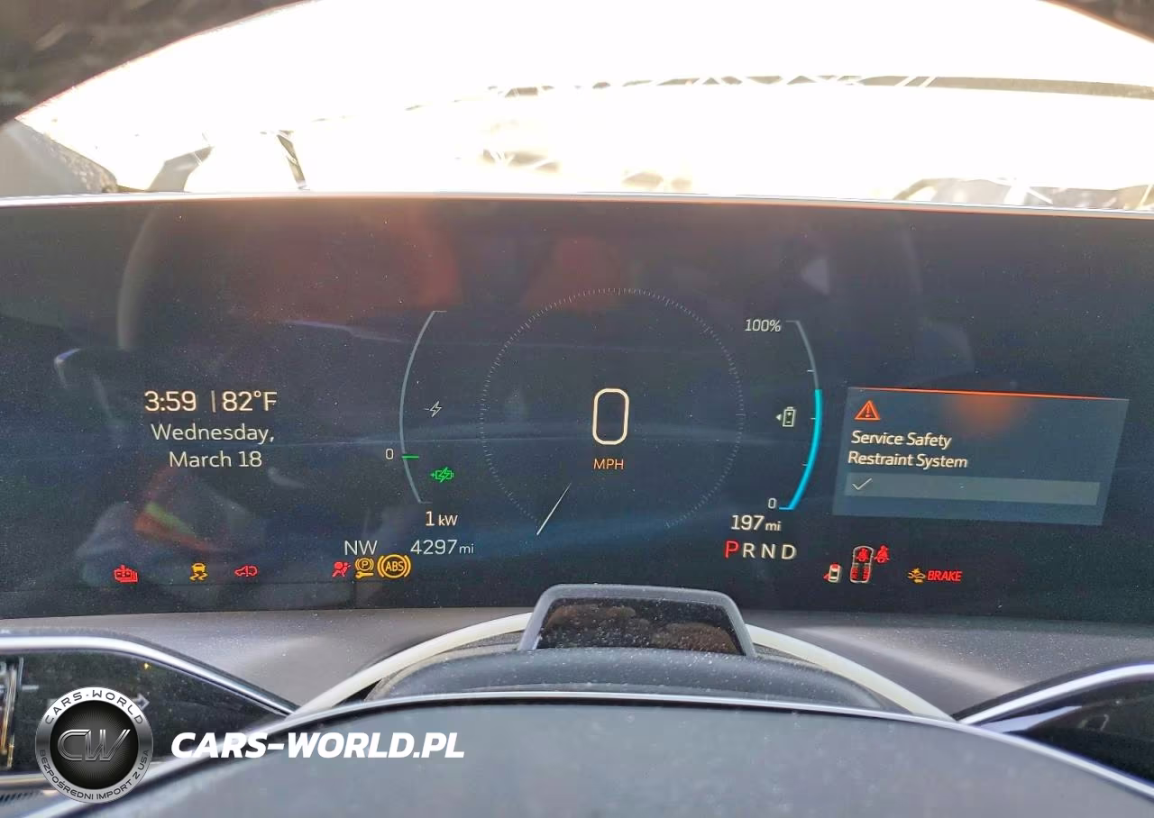 2026 Cadillac Vistiq Luxury VIN:1GYC3KML8TZ703943 - 9