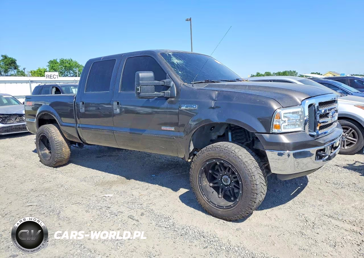 2005 Ford F250 Super Duty VIN:1FTSW21P95EB98182 - 4