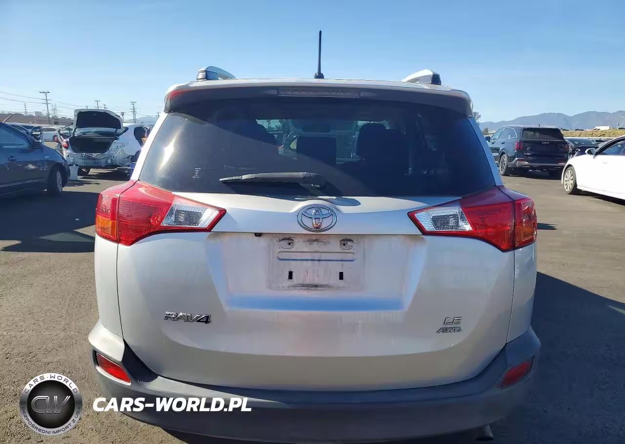 2013 Toyota Rav4 Le VIN:JTMBFREV6DD045927 - 6