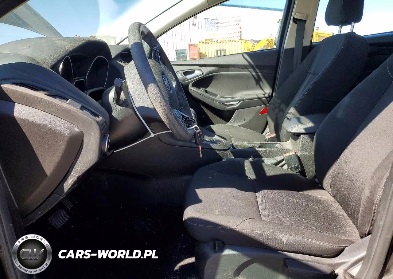2016 Ford Focus Se VIN:1FADP3K24GL335712 - 7