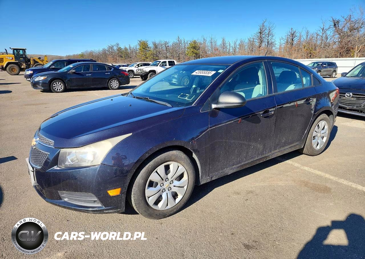 2014 Chev Cruze – zdjęcie 1 z 12