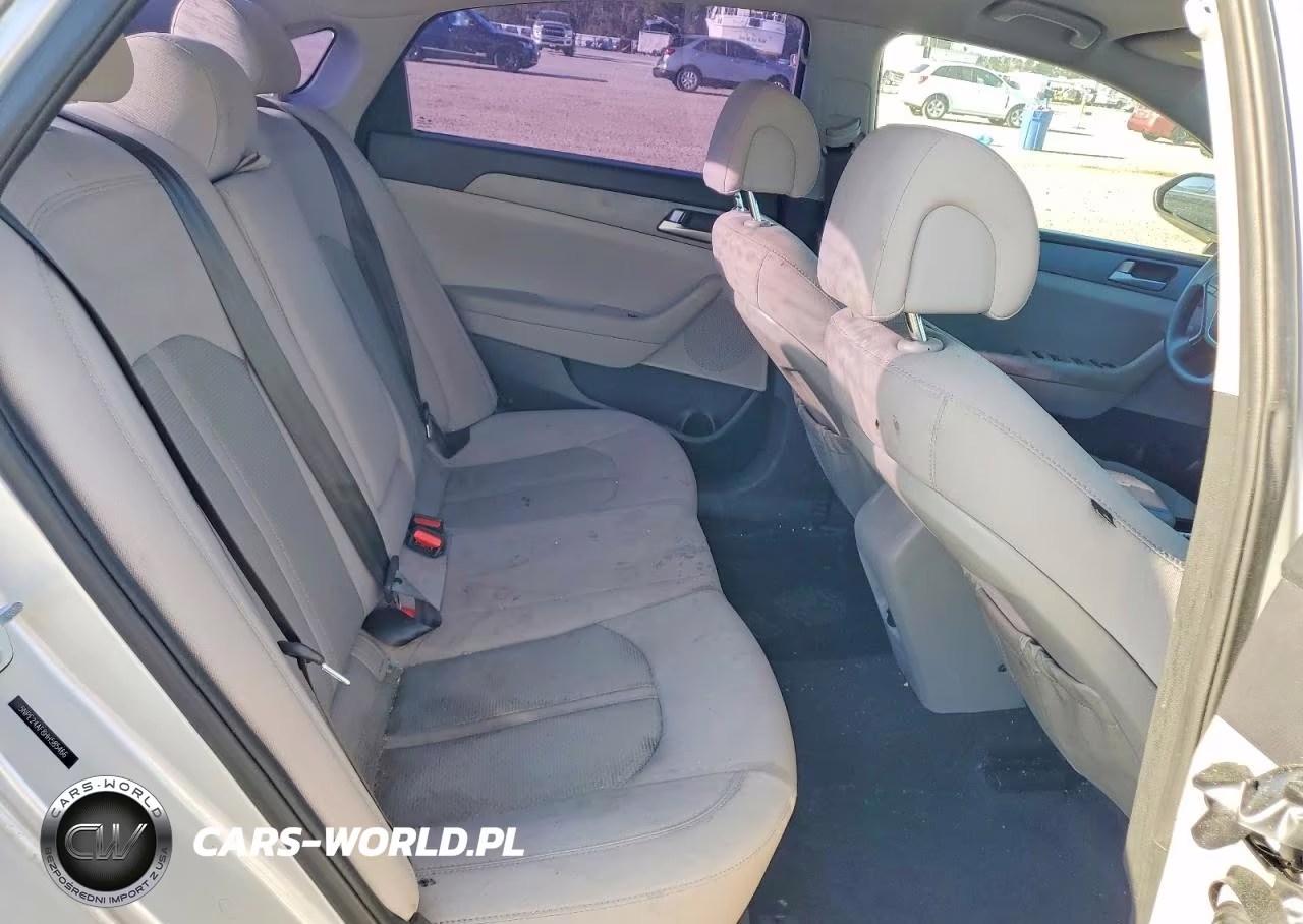 2017 Hyundai Sonata Base VIN:5NPE24AF8HH585466 - 10