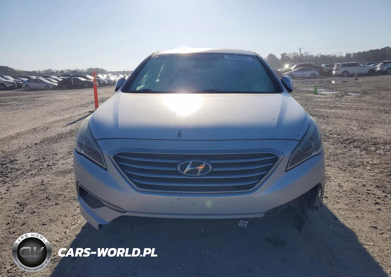 2017 Hyundai Sonata Base VIN:5NPE24AF8HH585466 - 5