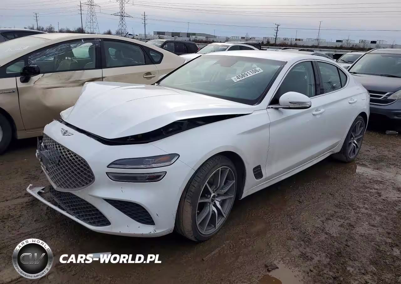 2025 Genesis G70 2.5T Standard