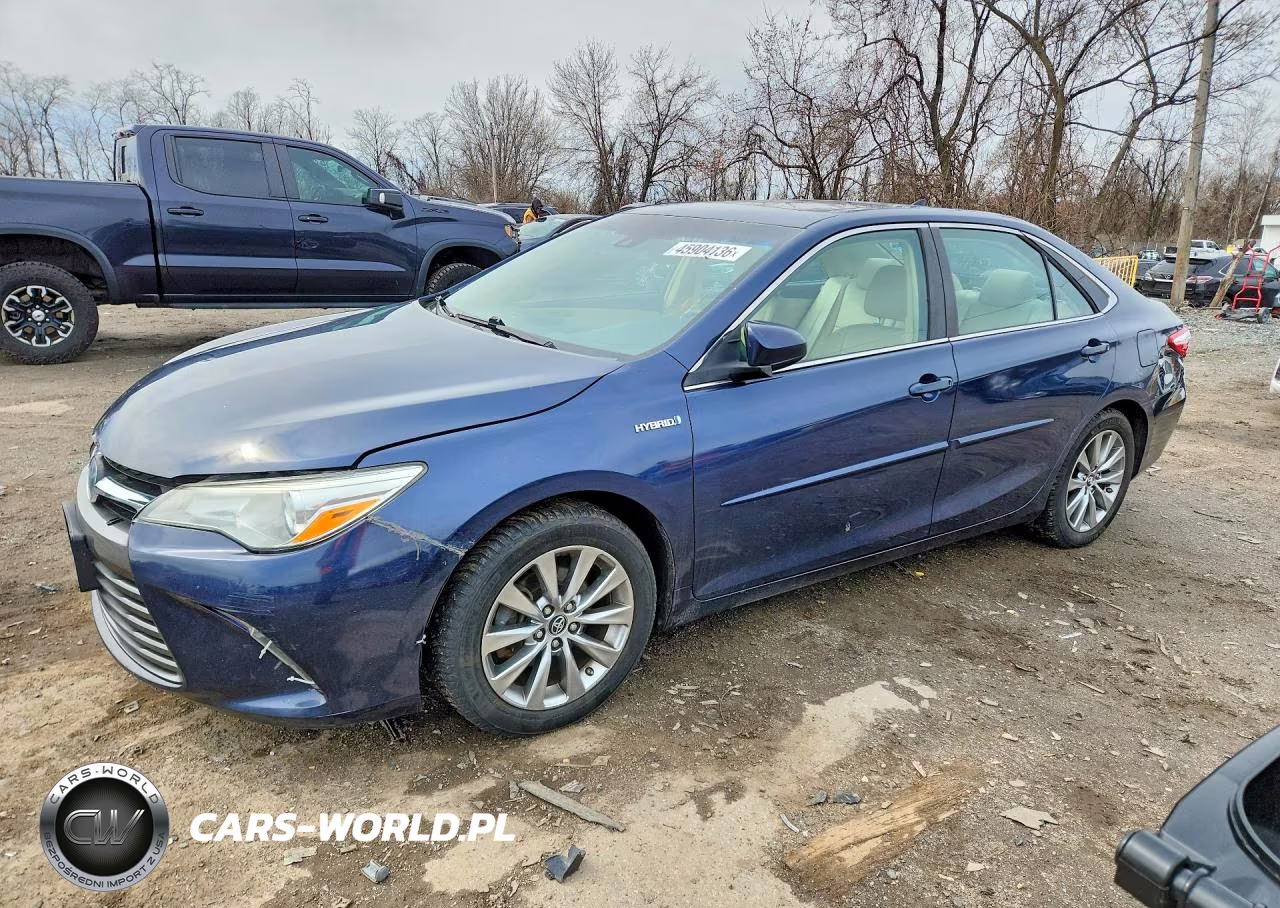2016 Toyota Camry Hybrid Xle
