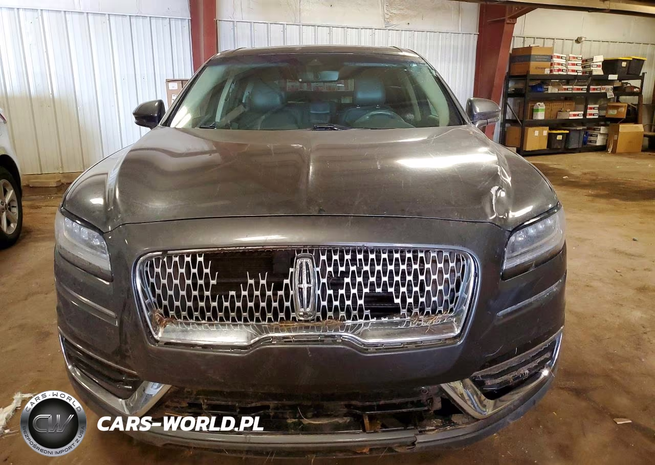 2019 Lincoln Nautilus Reserve VIN:2LMPJ8L96KBL57401 - 5