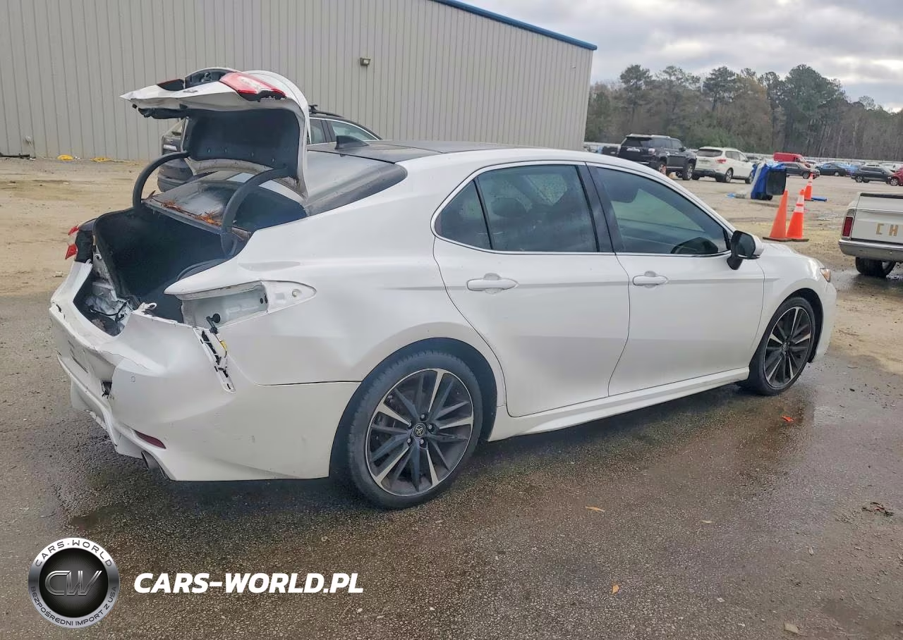 2020 Toyota Camry Xse V6 VIN:4T1KZ1AK2LU035572 - 3