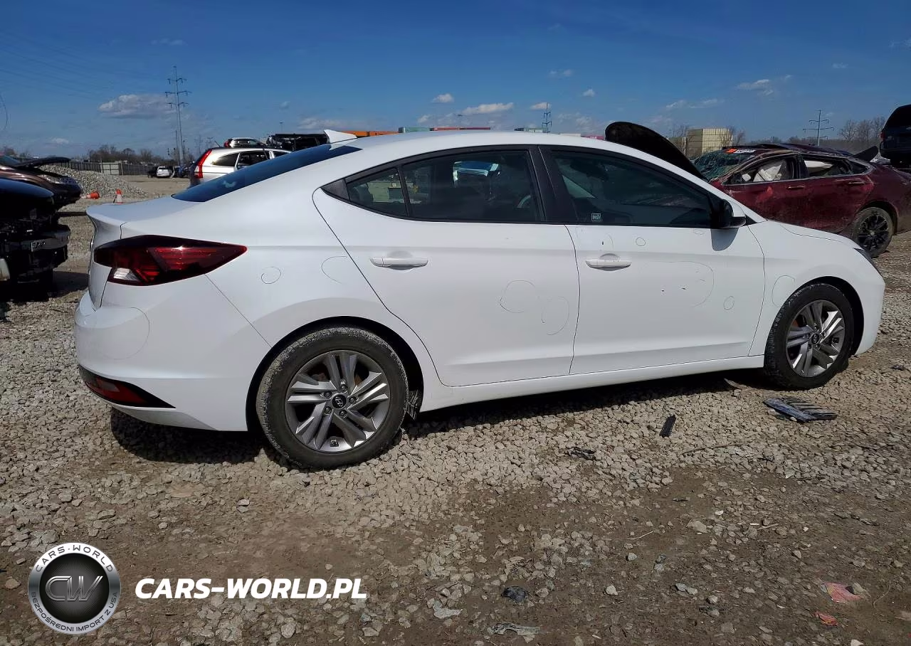 2020 Hyundai Elantra Sel VIN:5NPD84LF2LH532164 - 3