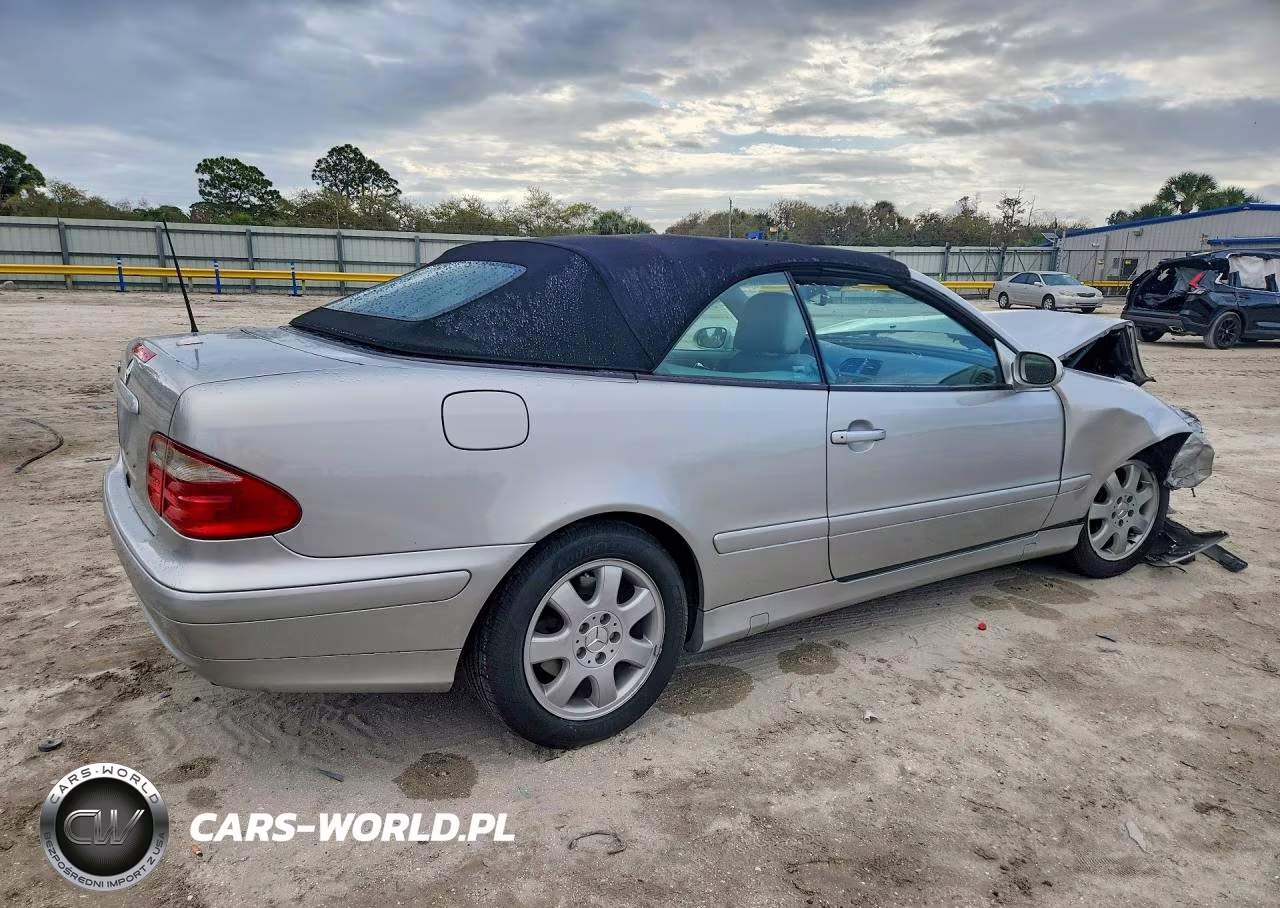 2002 Mercedes-Benz Clk 320 VIN:WDBLK65G82T114439 - 3