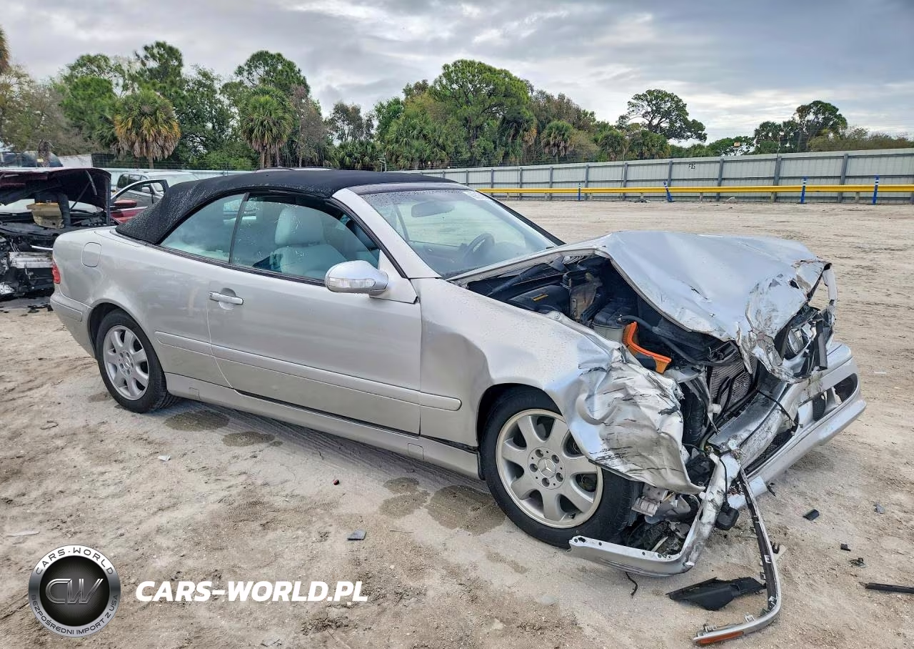2002 Mercedes-Benz Clk 320 VIN:WDBLK65G82T114439 - 4