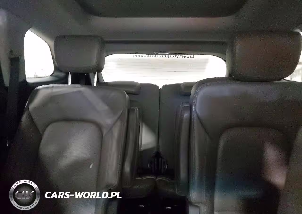 2017 Hyundai Santa Fe Limited Ultimate VIN:KM8SRDHF9HU177435 - 10