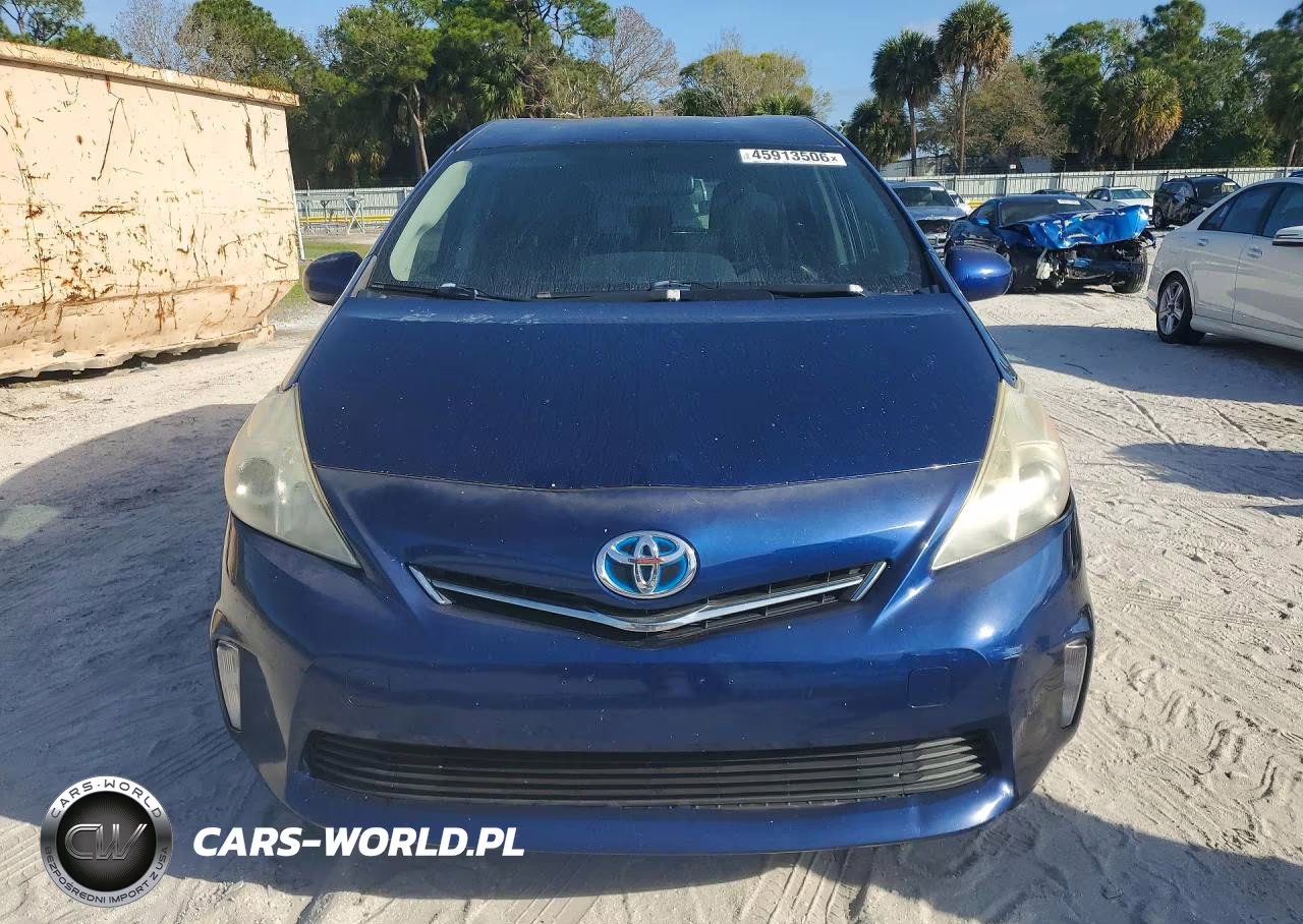 2013 Toyota Prius V Two VIN:JTDZN3EU9D3219114 - 5