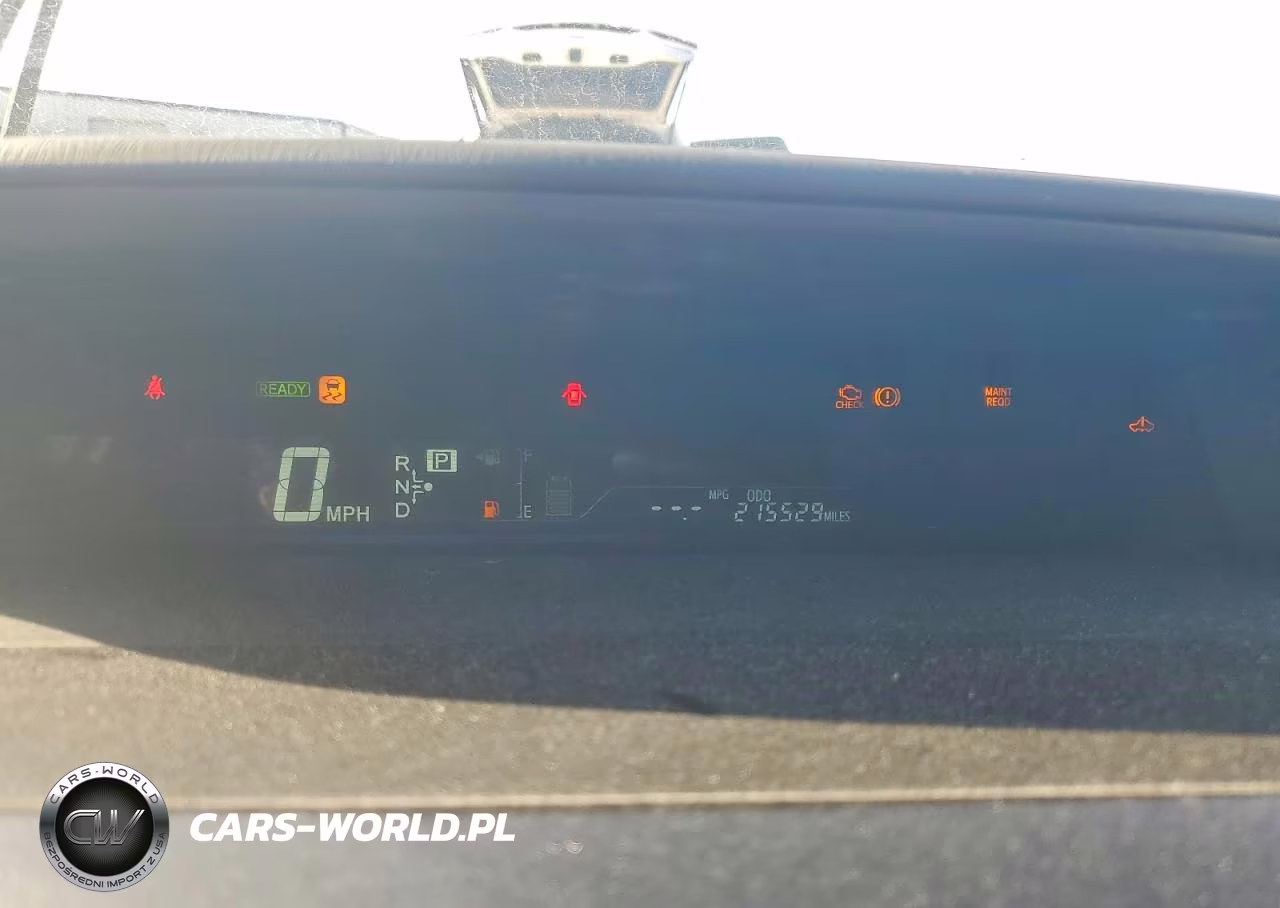 2013 Toyota Prius V Two VIN:JTDZN3EU9D3219114 - 9