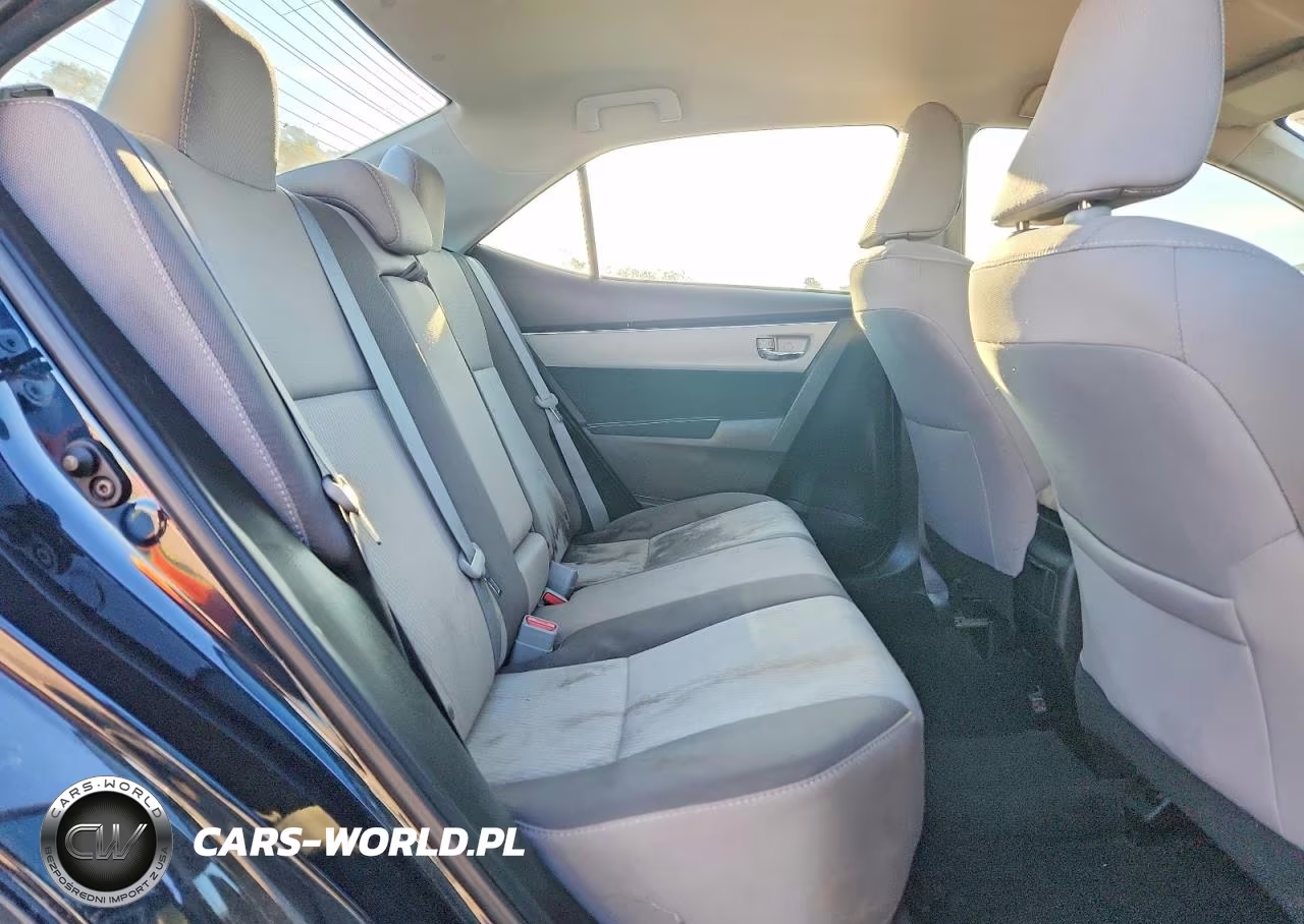 2017 Toyota Corolla Le VIN:5YFBURHE8HP732301 - 10