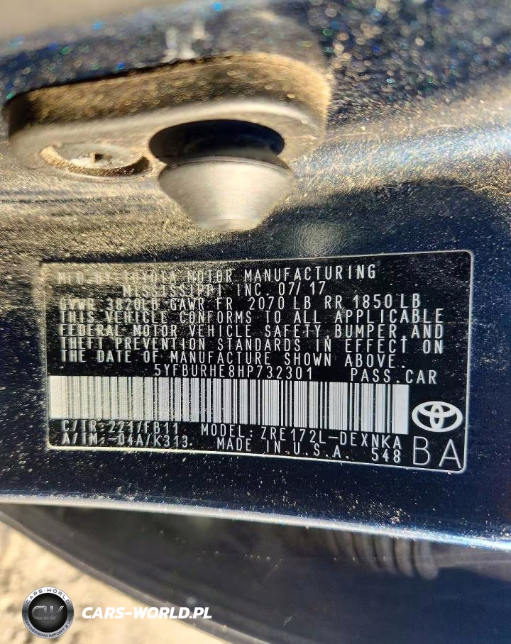 2017 Toyota Corolla Le VIN:5YFBURHE8HP732301 - 12