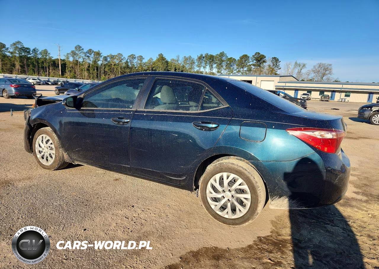 2017 Toyota Corolla Le VIN:5YFBURHE8HP732301 - 2