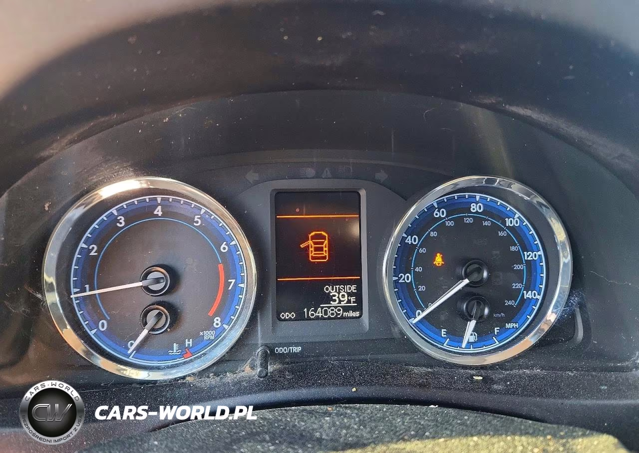 2017 Toyota Corolla Le VIN:5YFBURHE8HP732301 - 9