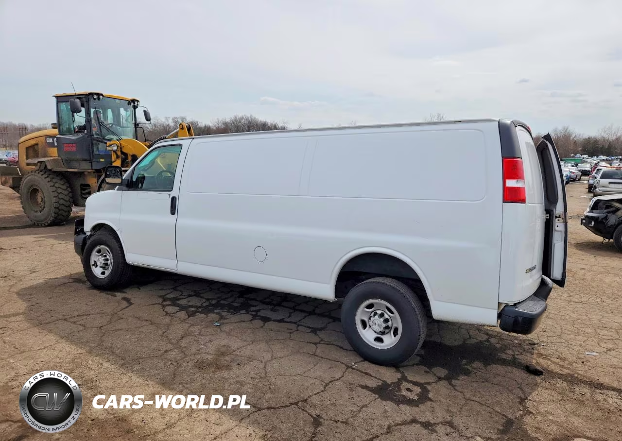 2019 Chevrolet Express G2500 VIN:1GCWGBFP9K1351220 - 2