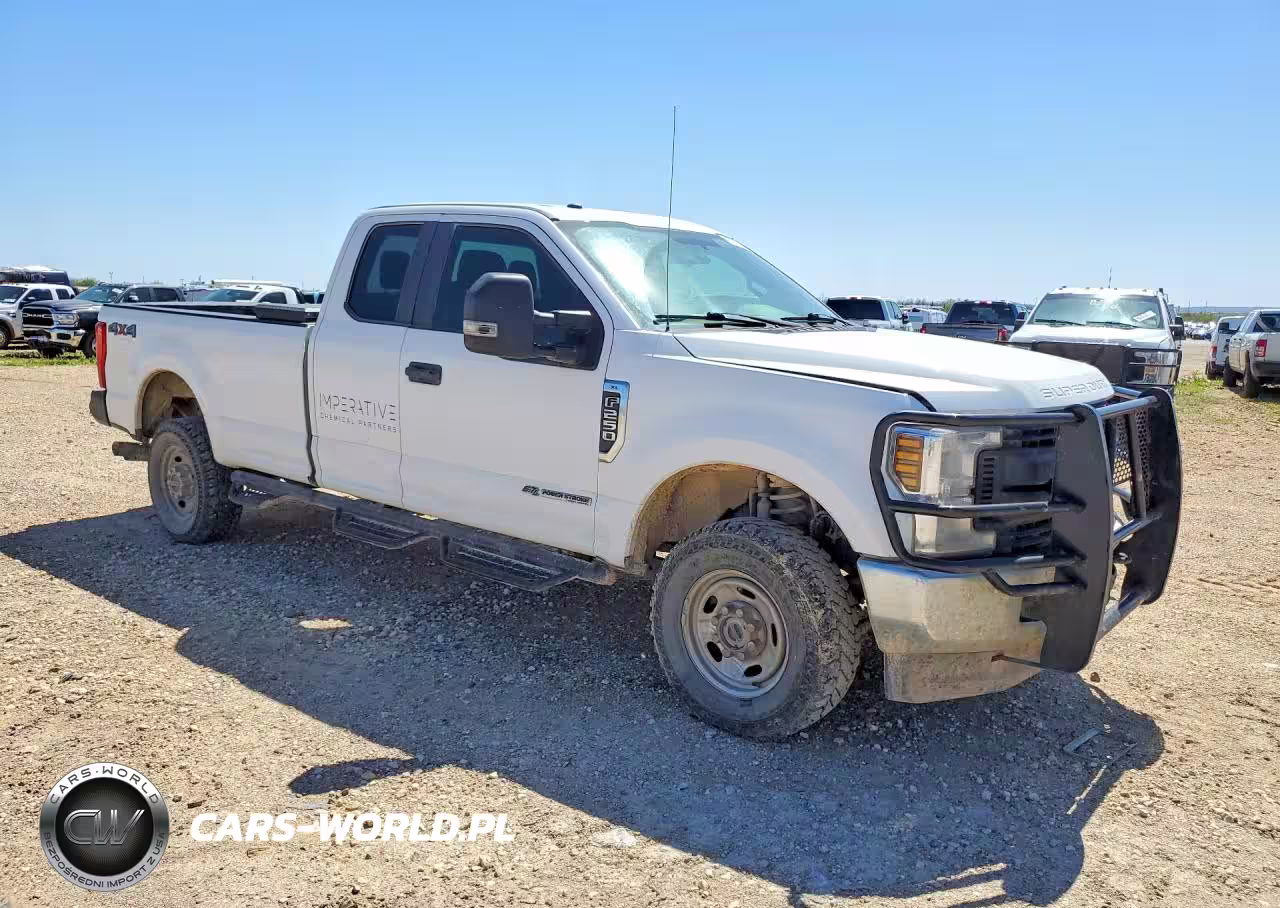2019 Ford F250 Xl VIN:1FT7X2BTXKEF69358 - 4