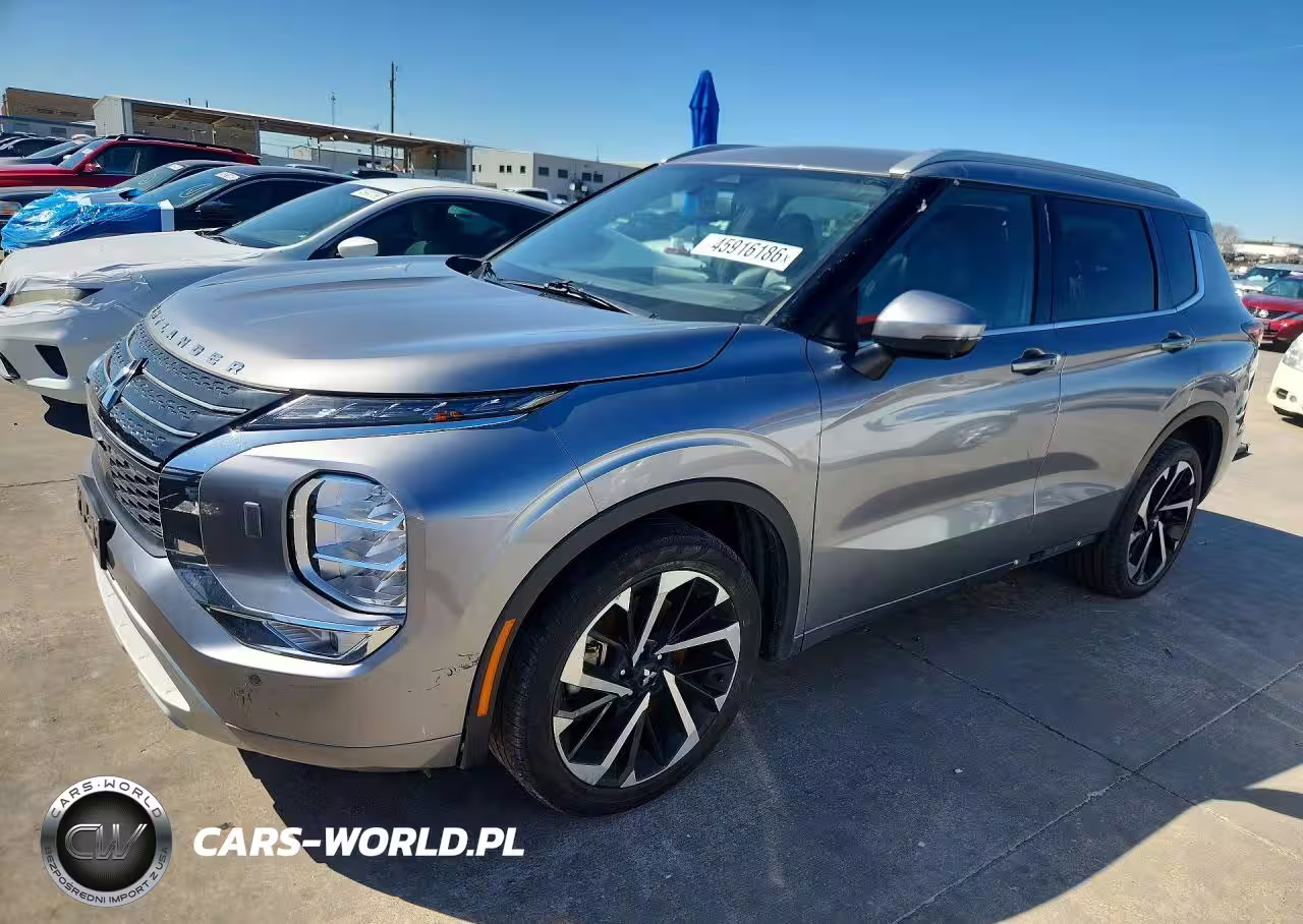 2022 Mitsubishi Outlander Sel