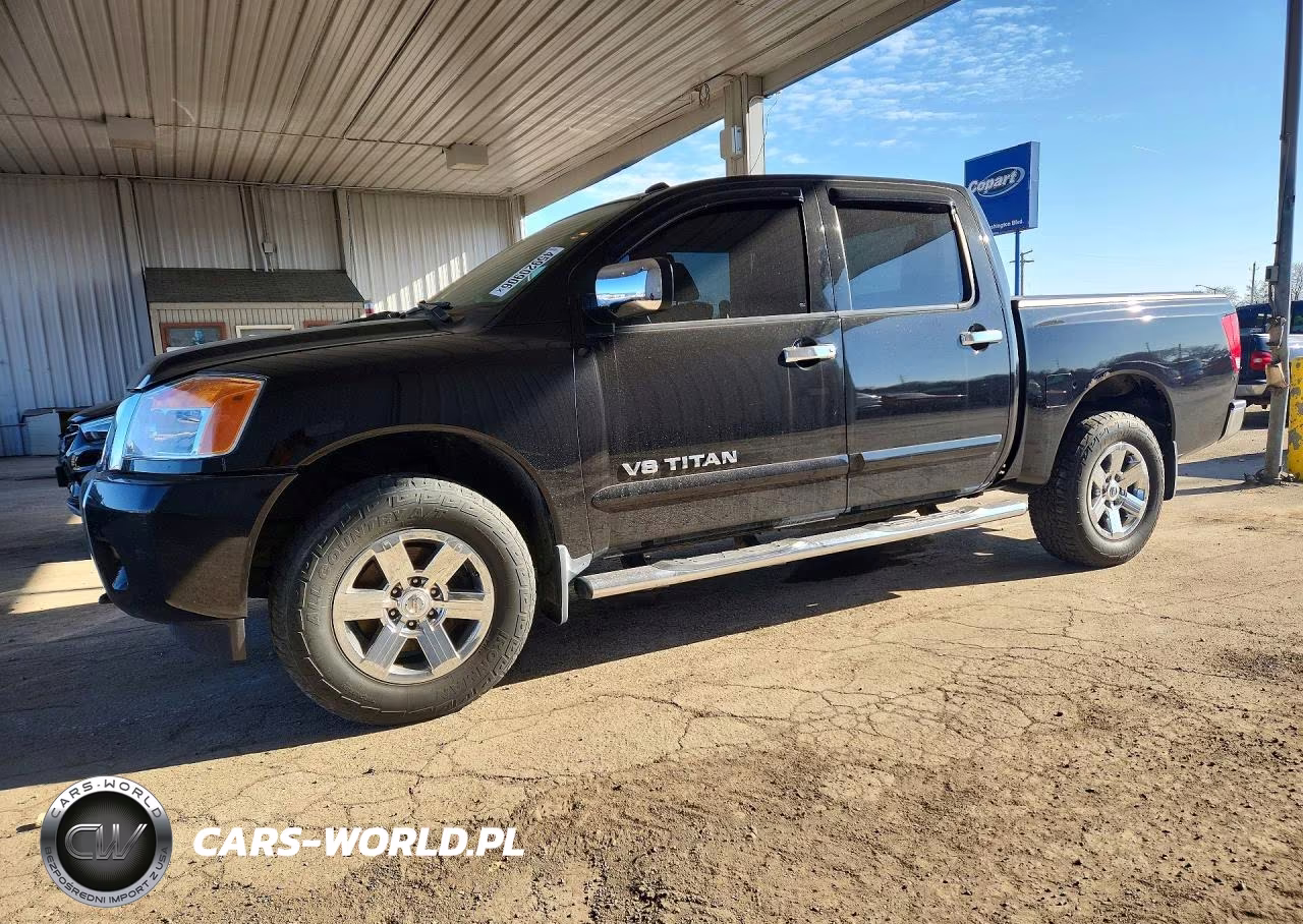 2014 Nissan Titan Sv