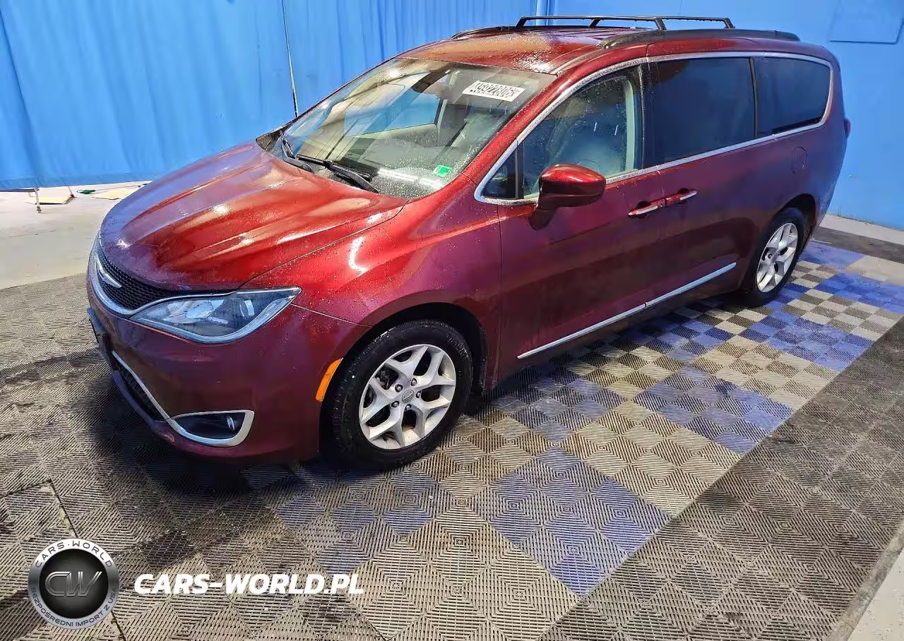 2017 Chrysler Pacifica Touring L
