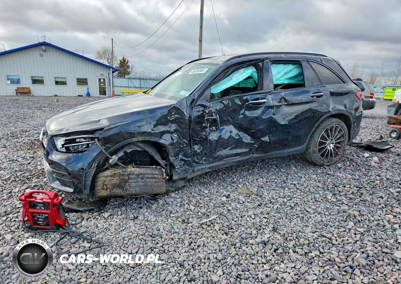 2022 Mercedes-Benz Glc 300 4Matic – zdjęcie 1 z 12