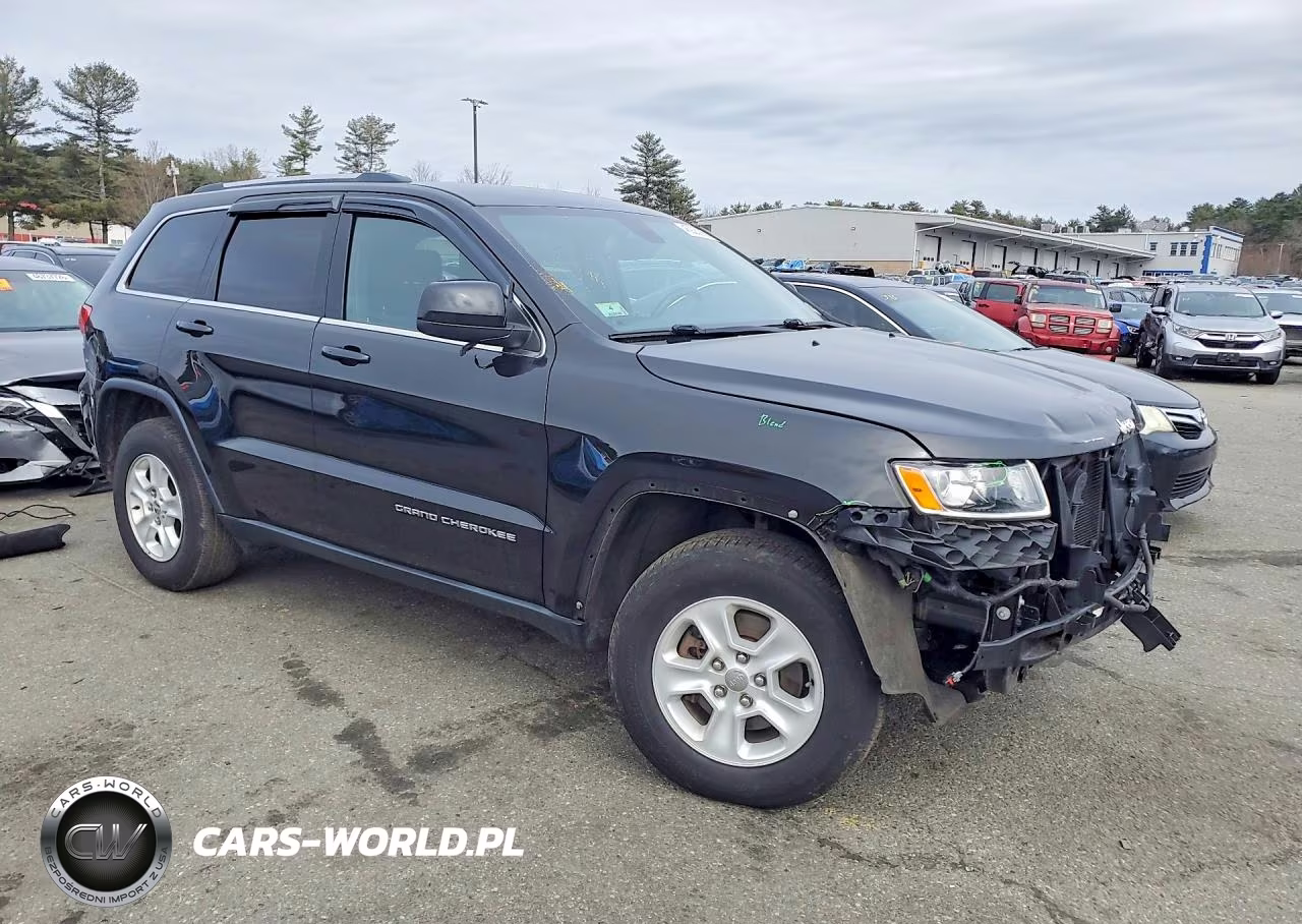 2015 Jeep Grand Cherokee Laredo VIN:1C4RJFAG2FC172525 - 4