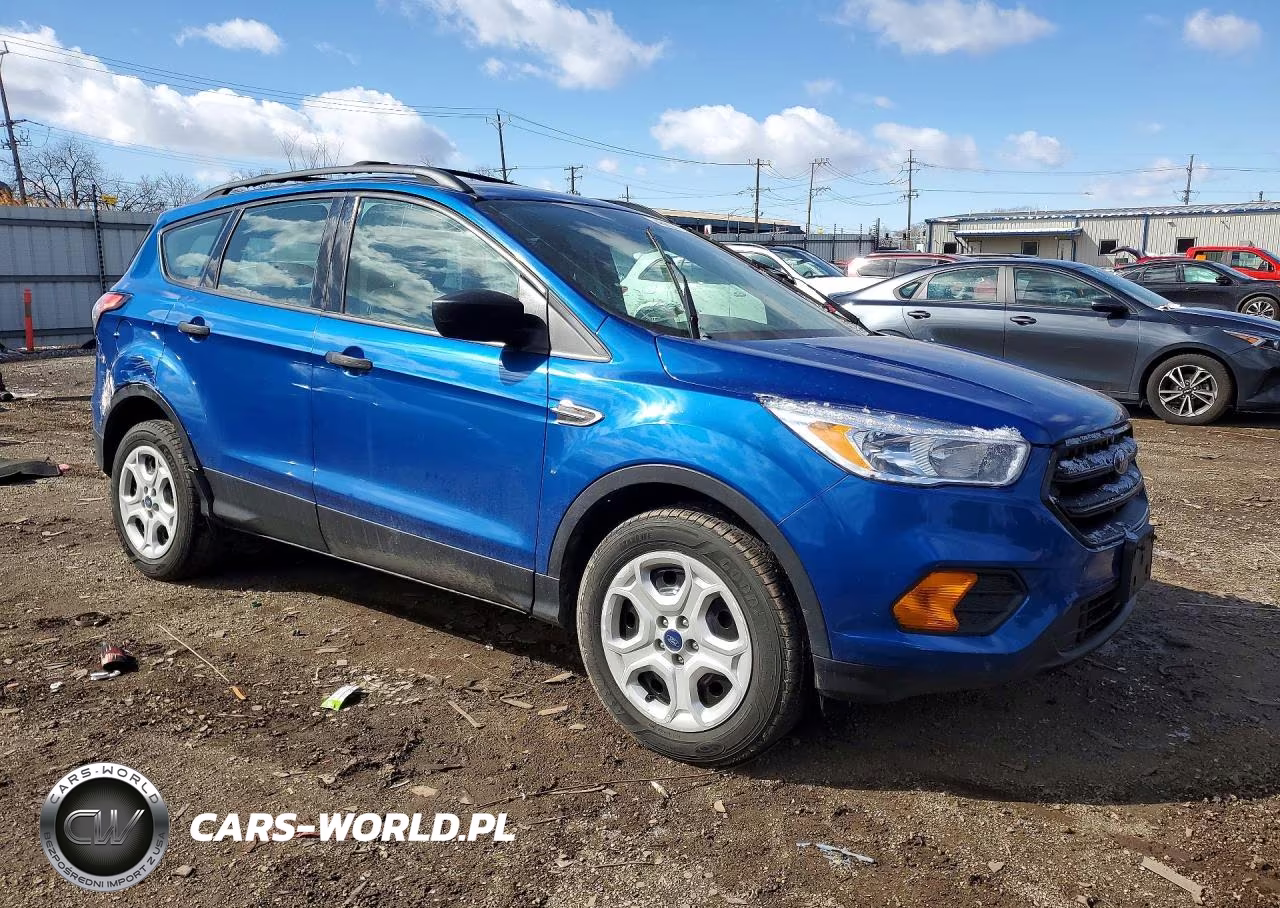 2017 Ford Escape S VIN:1FMCU0F73HUE02696 - 4