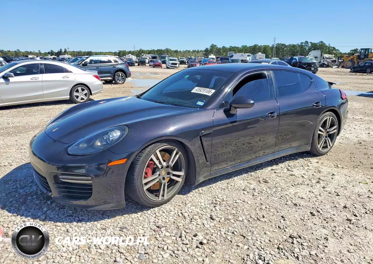 2014 Porsche Panamera Gts