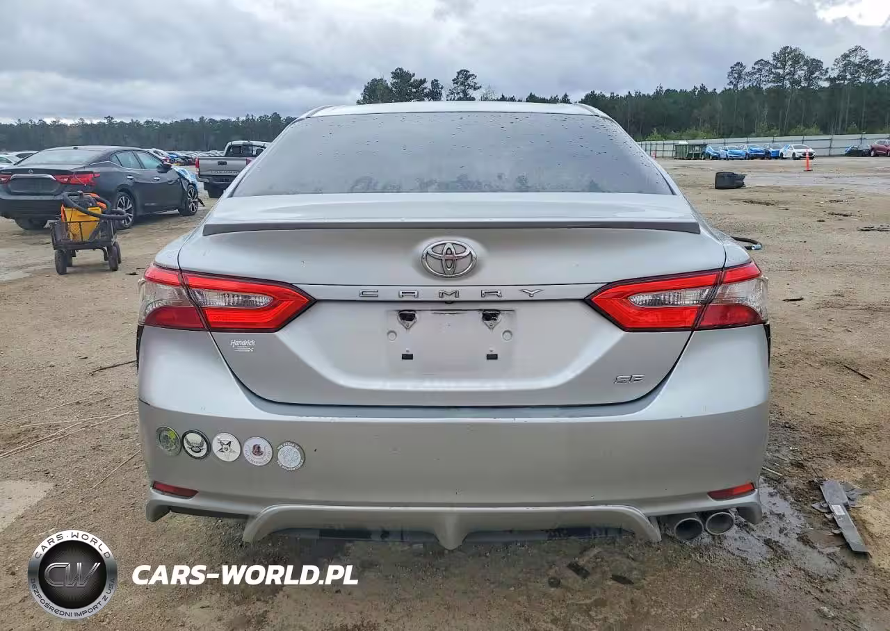 2018 Toyota Camry Se VIN:JTNB11HK6J3022145 - 6