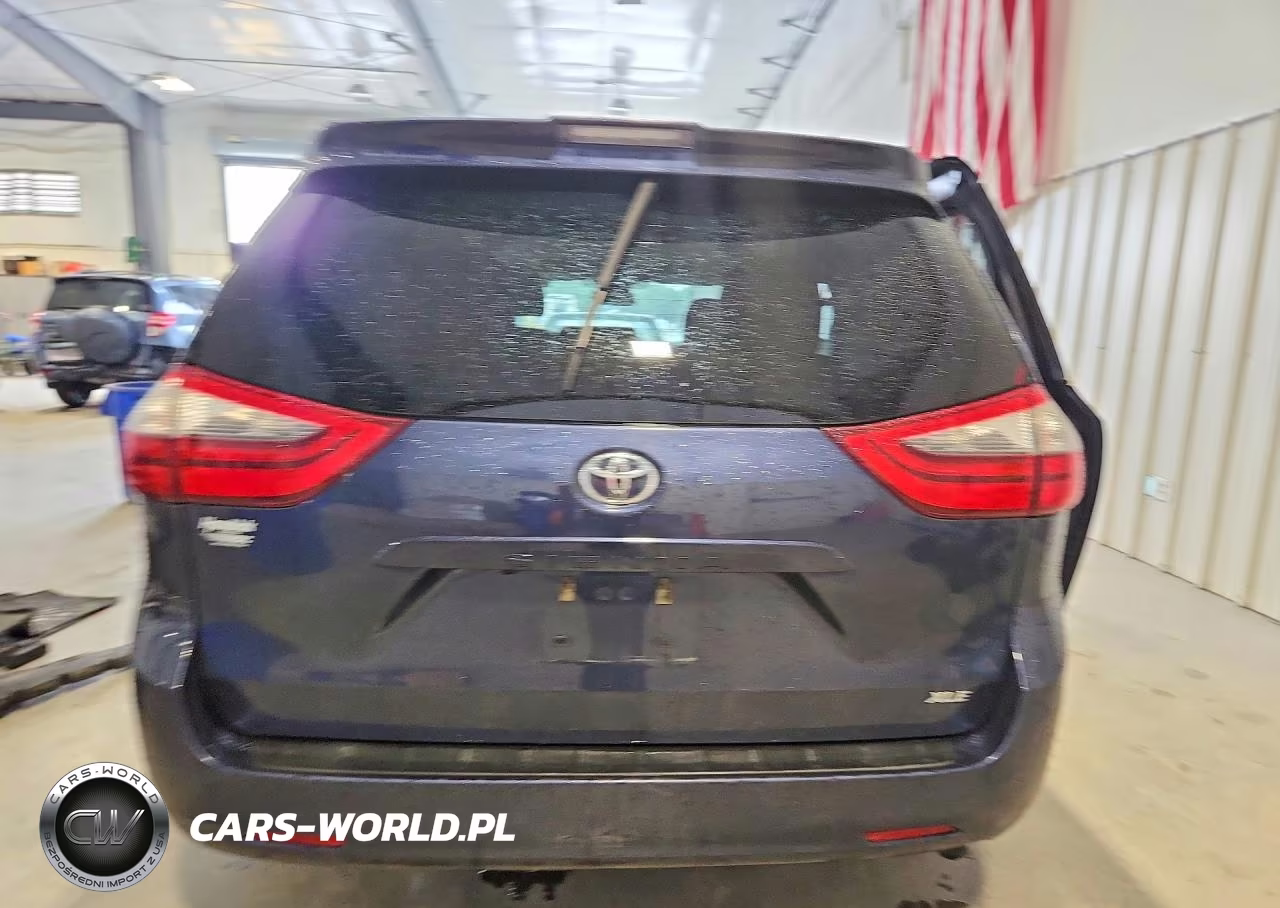 2020 Toyota Sienna Xle 8-Passenger VIN:5TDYZ3DCXLS082173 - 6