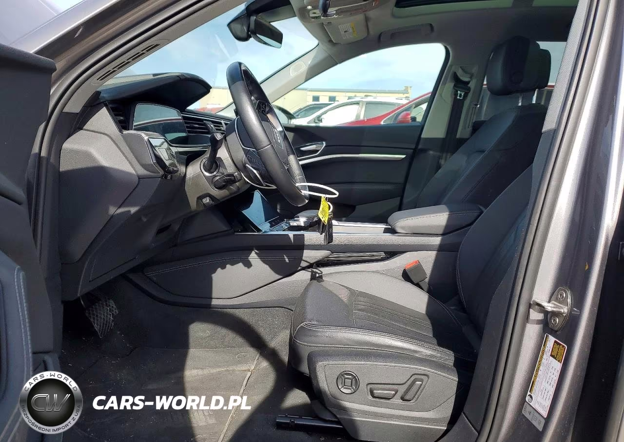 2022 Audi E-Tron Premium Plus VIN:WA1LAAGE7NB013299 - 7