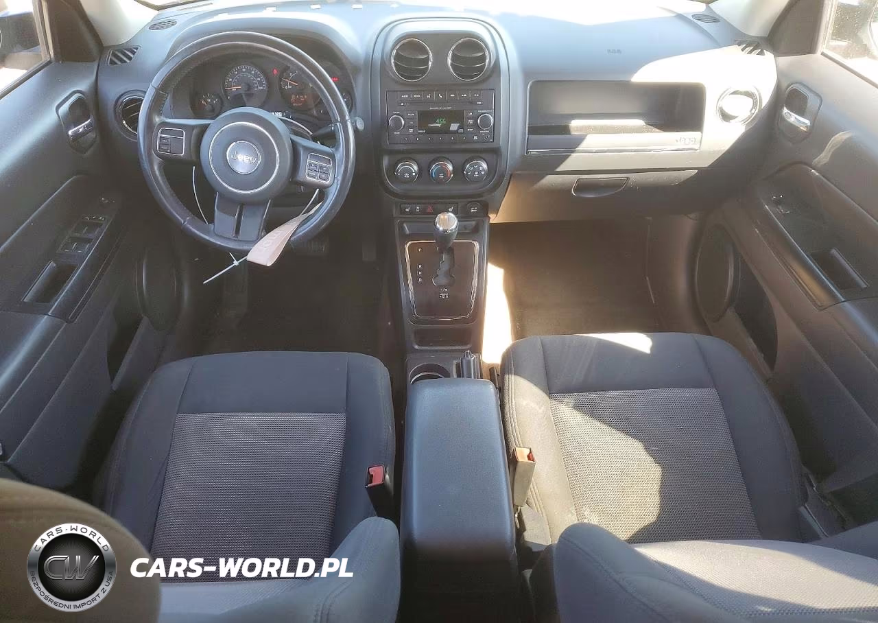 2014 Jeep Patriot Latitude VIN:1C4NJRFB4ED741168 - 8