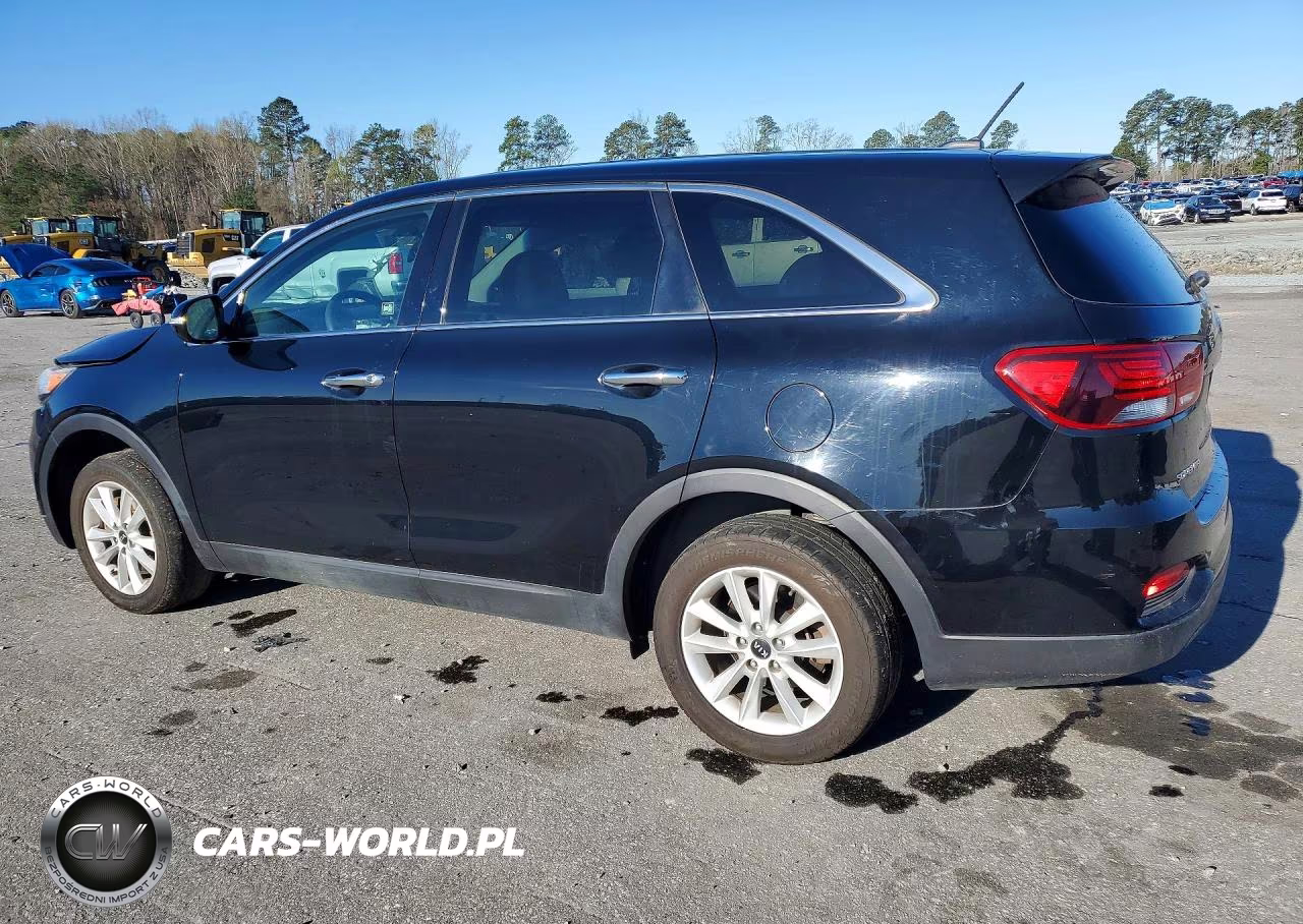 2019 Kia Sorento Lx VIN:5XYPG4A34KG558974 - 2